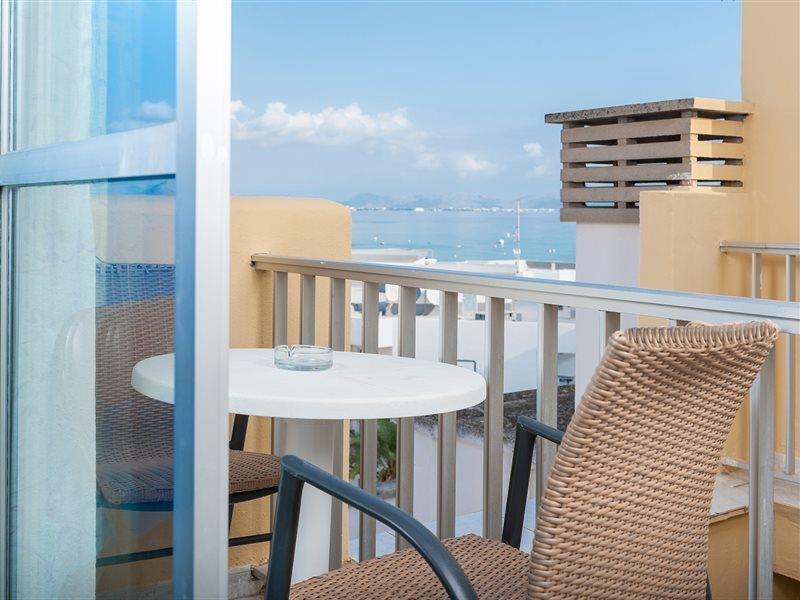 Hostal Blanca 坎皮卡福特 外观 照片